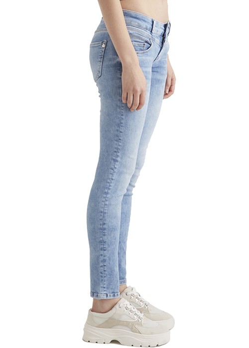 Allissa Light Blue Skinny