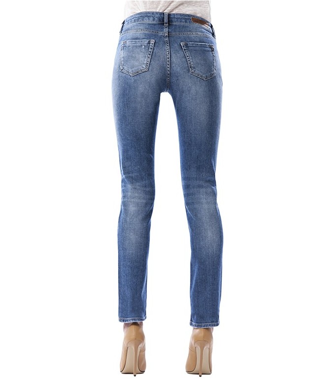Susan Medium Blue Straight Jeans