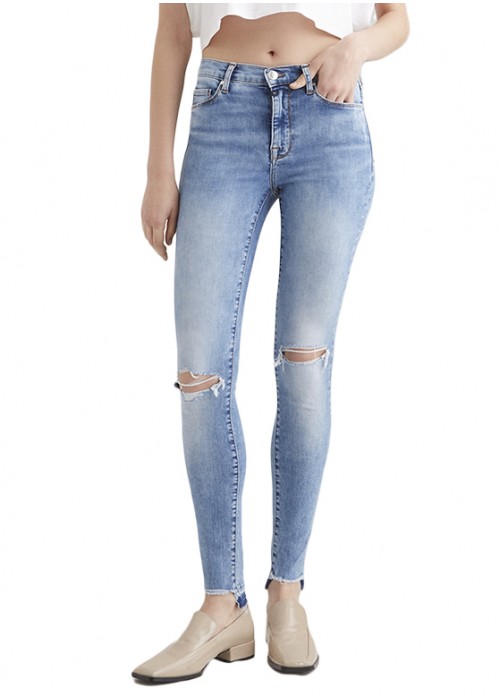 Sophia Blue Vintage Destroyed Skinny Jeans