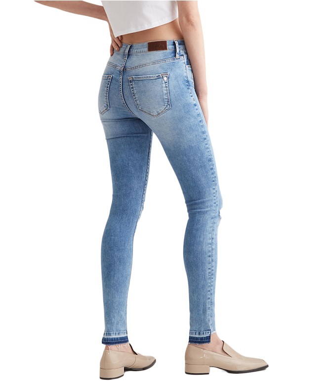 Sophia Blue Vintage Destroyed Skinny Jeans