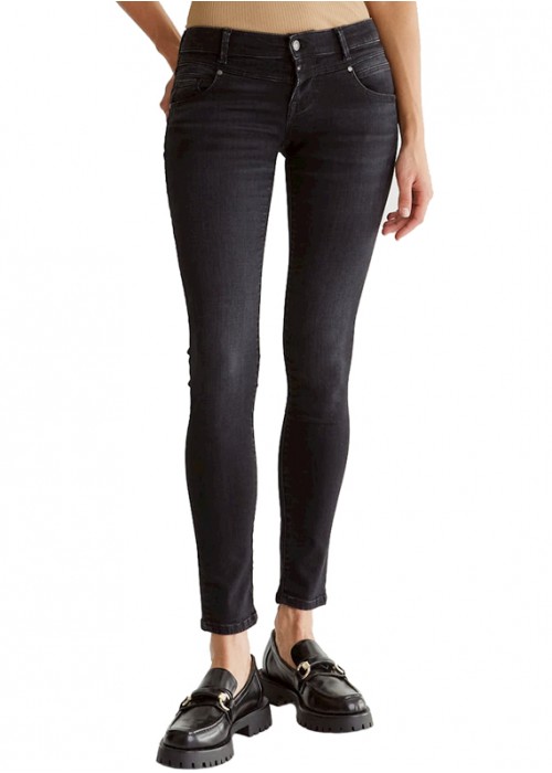 Allissa Black Vintage Skinny Allissa Black Vintage Skinny